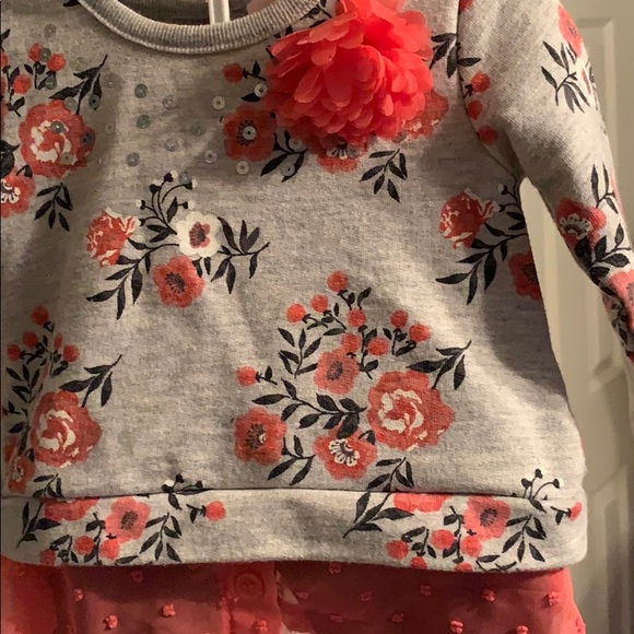 Little less 2pc infant girl set in EUC - Picture 4 of 5
